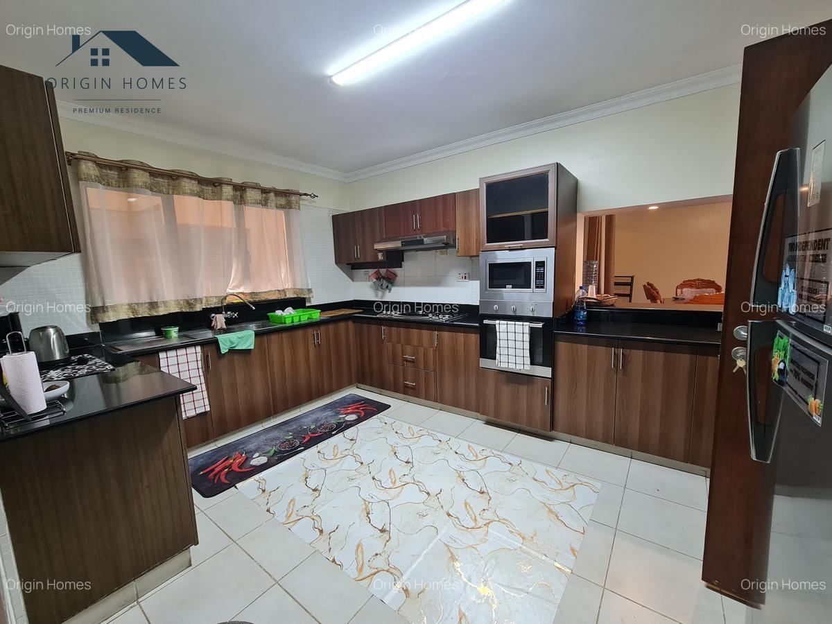 Furnished 3 Bed Apartment with En Suite at Dennis Pritt Road
