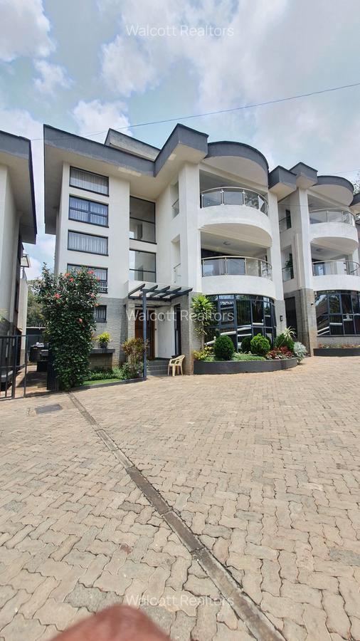 5 Bed Apartment with En Suite in Lavington