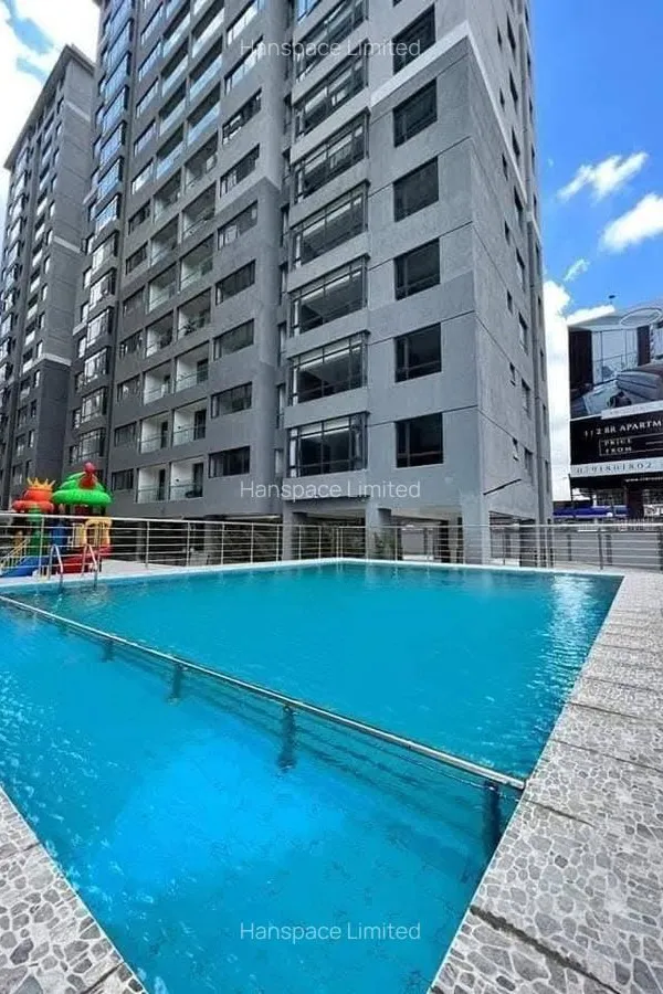 1 Bed Apartment with Swimming Pool in Kilimani
